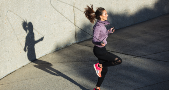 mikro Sportuebungen fuer zu Hause 560x300